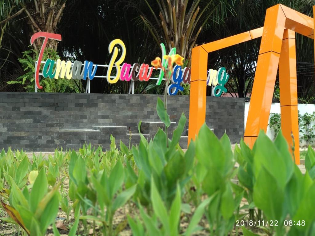 Pembangunan Taman Baca Ngabang